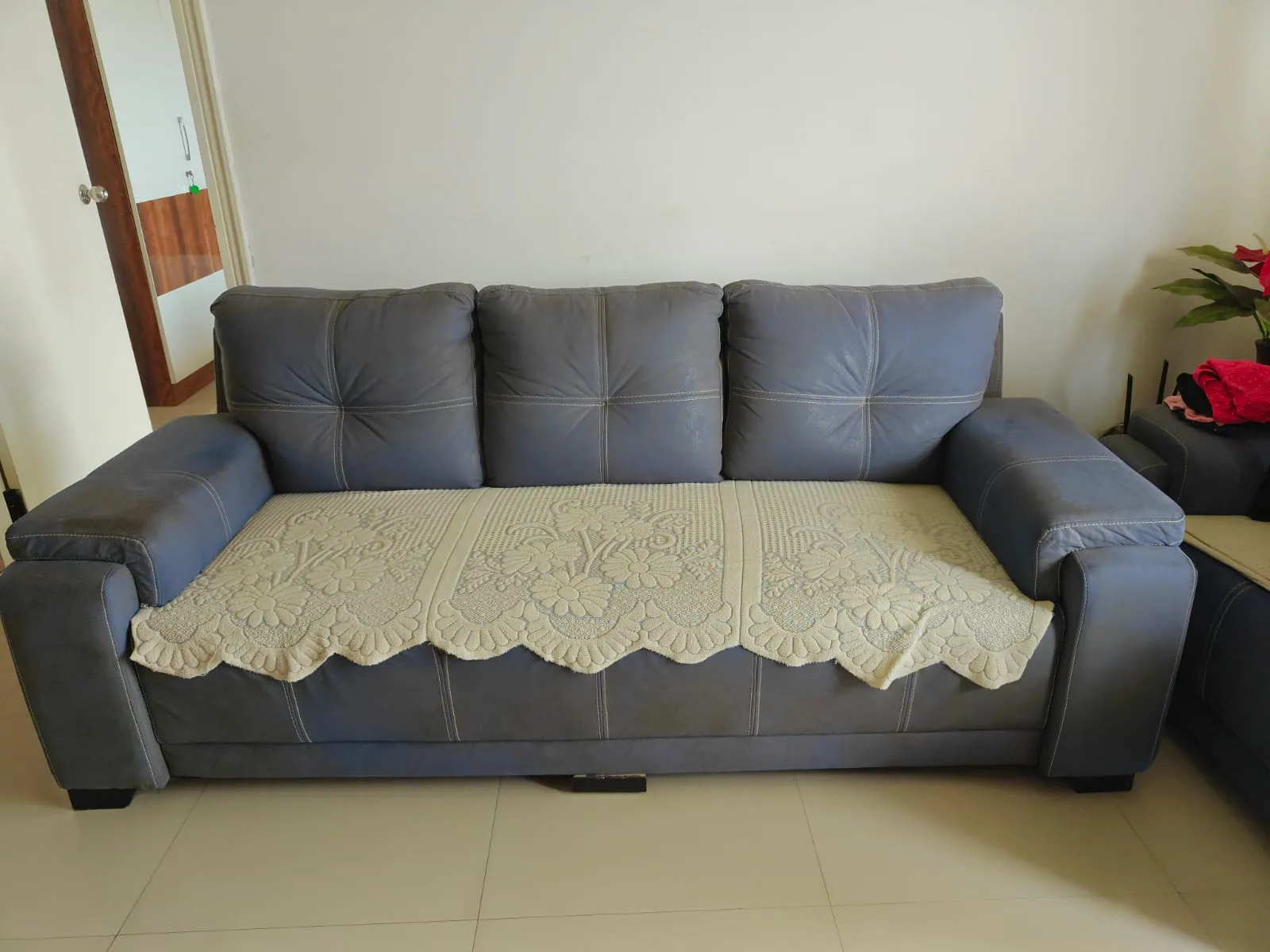 3+2-seater sofas 3 year old for sale in BANGALORE, Karnataka