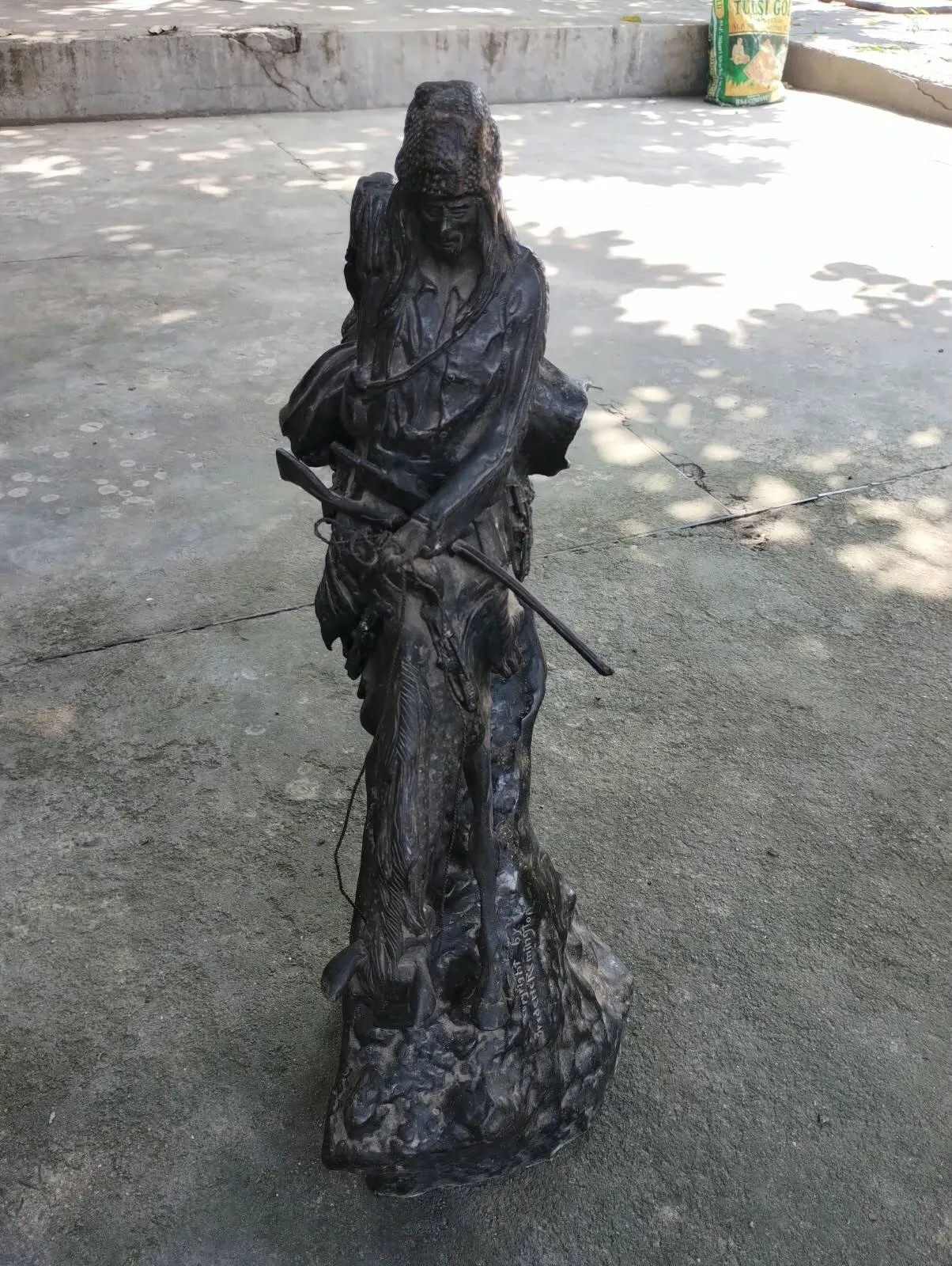 Frederic Remington Statue - Thumbnail 2