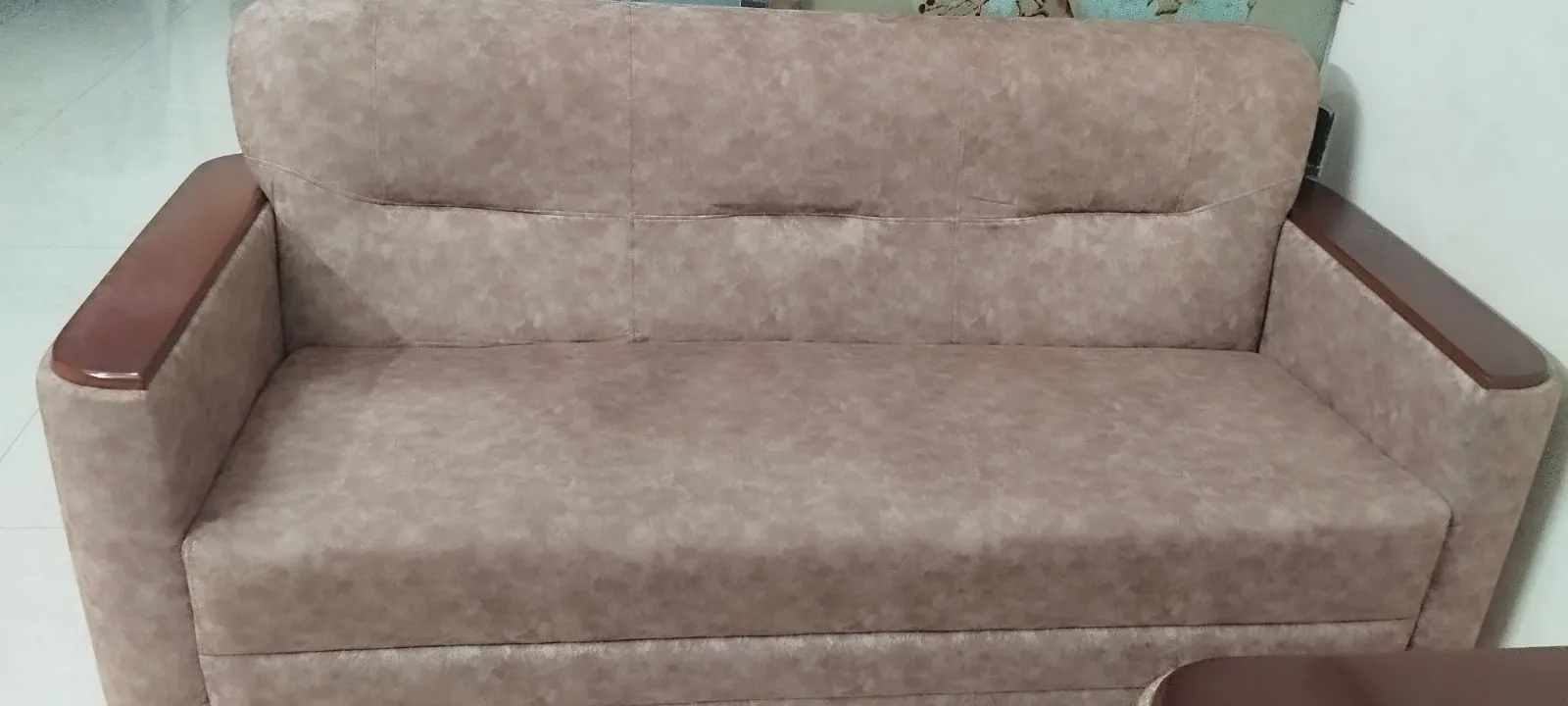 3 + 2 Cushion sofa set almost new for sale - Thumbnail 3