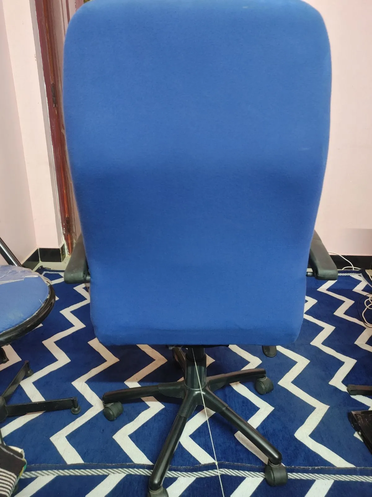 Ergonomic Office Executive Chair + Rolling Stool Set - Thumbnail 2