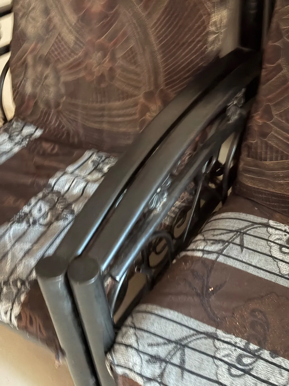 5 Seater metal sofa - Thumbnail 2