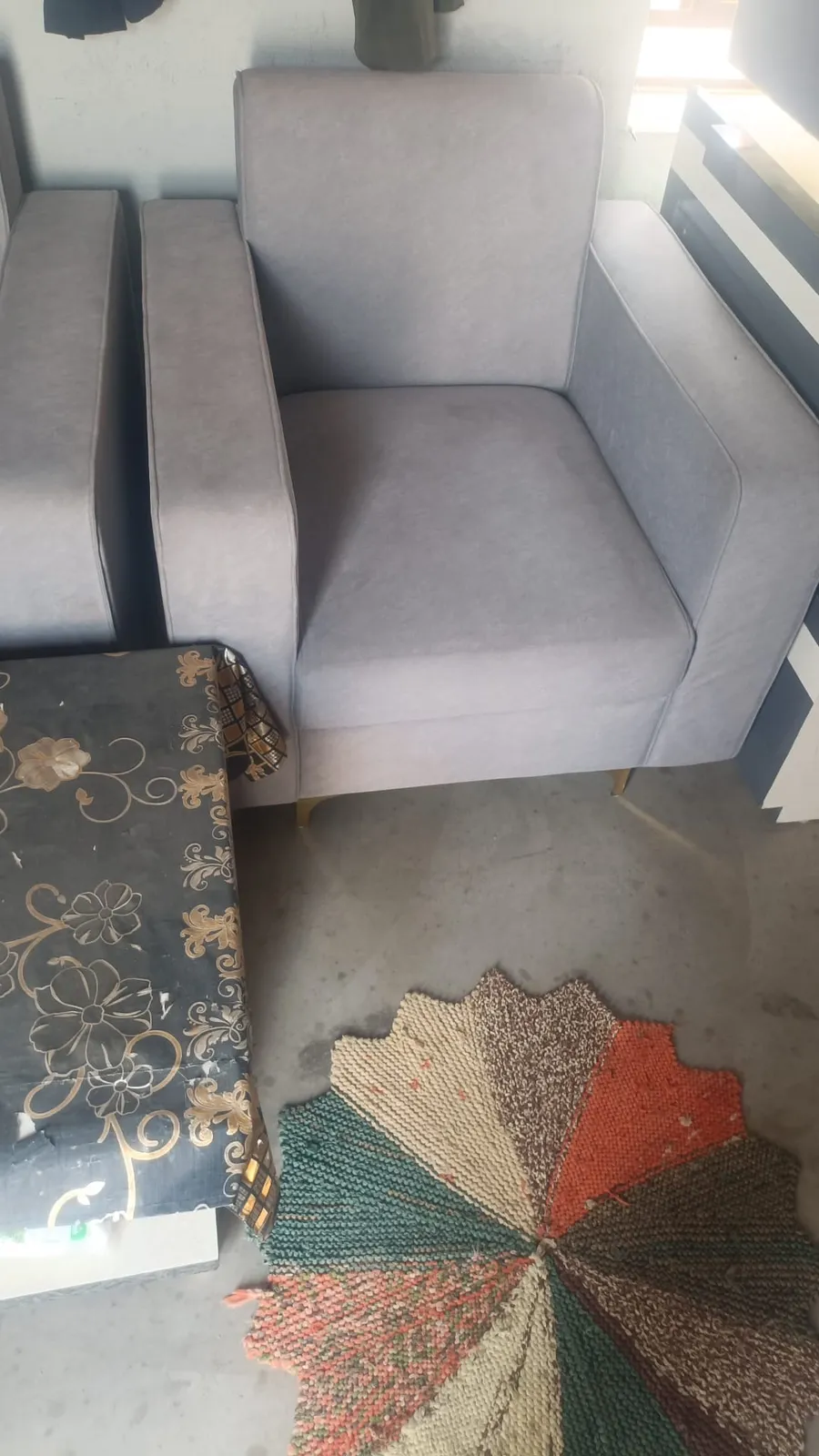 3+2 seater sofa set with double bed and dressing and tea table for sale in Jhunjhnu, Rajasthan