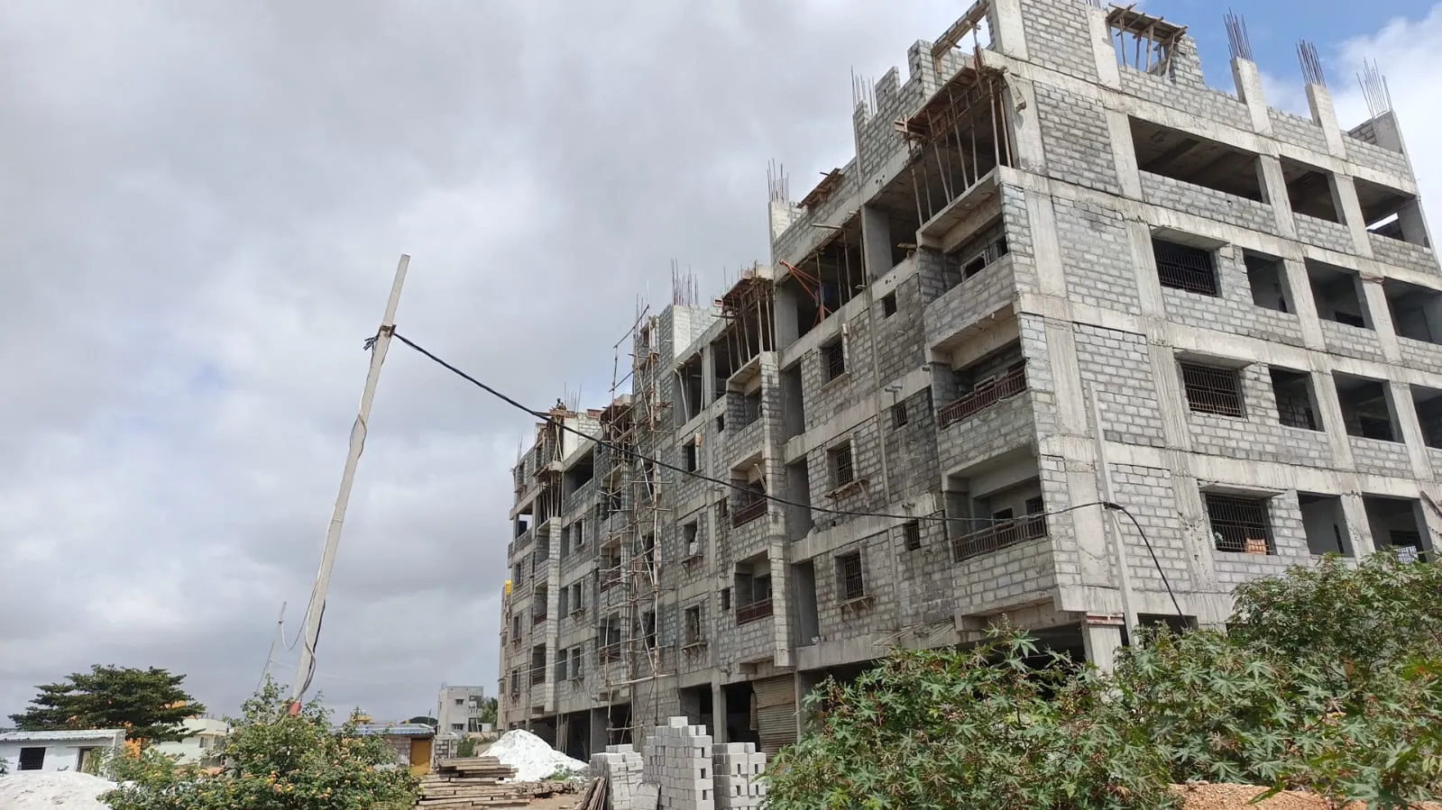 2 BHK Flats for Sale in Bagalur - Thumbnail 8