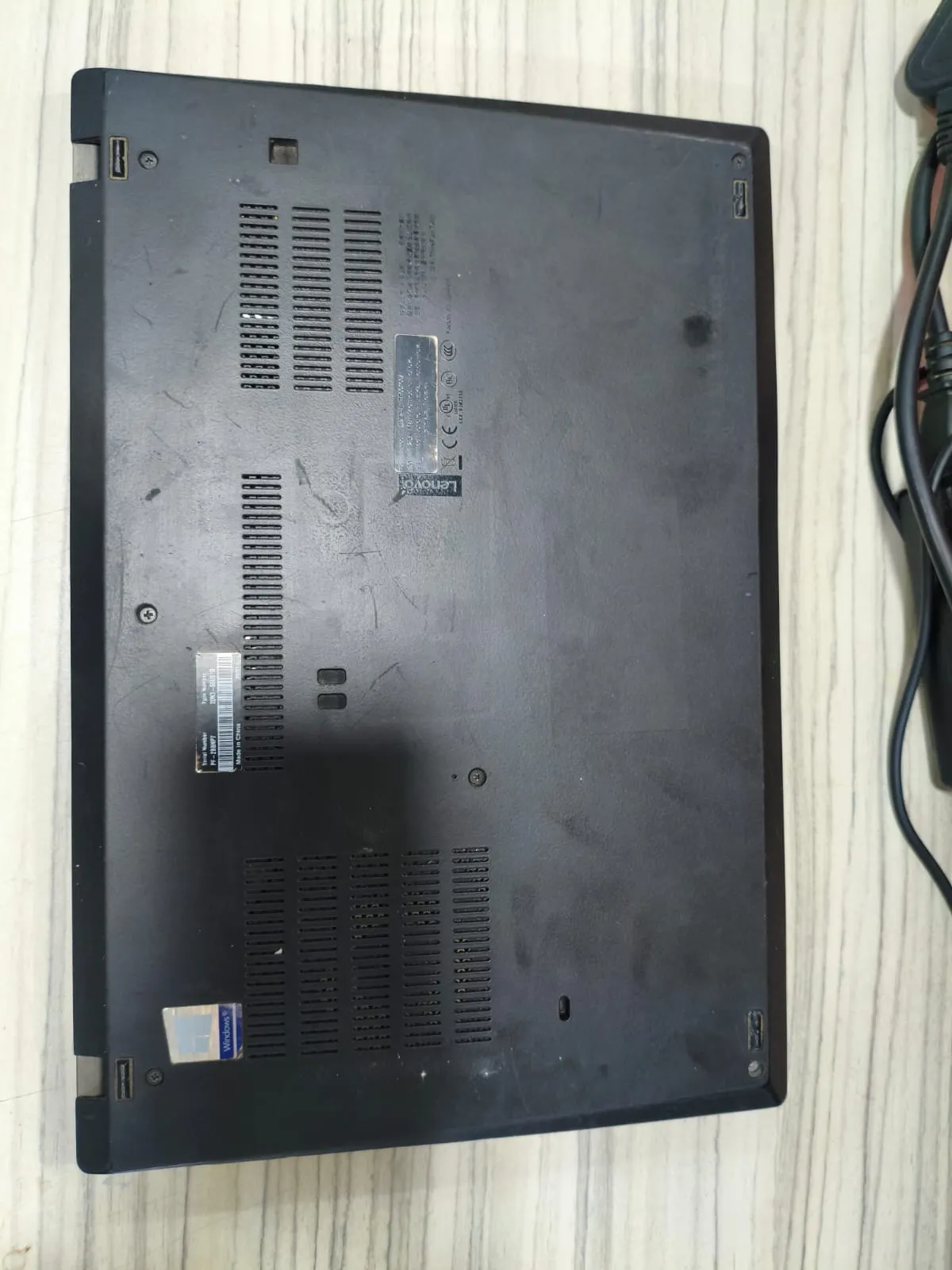 LENOVO THINKPAD T490 - Thumbnail 2