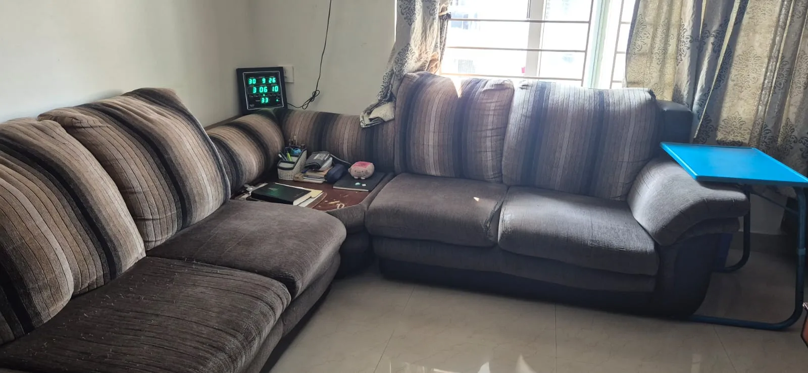 Sofa set - Thumbnail 3