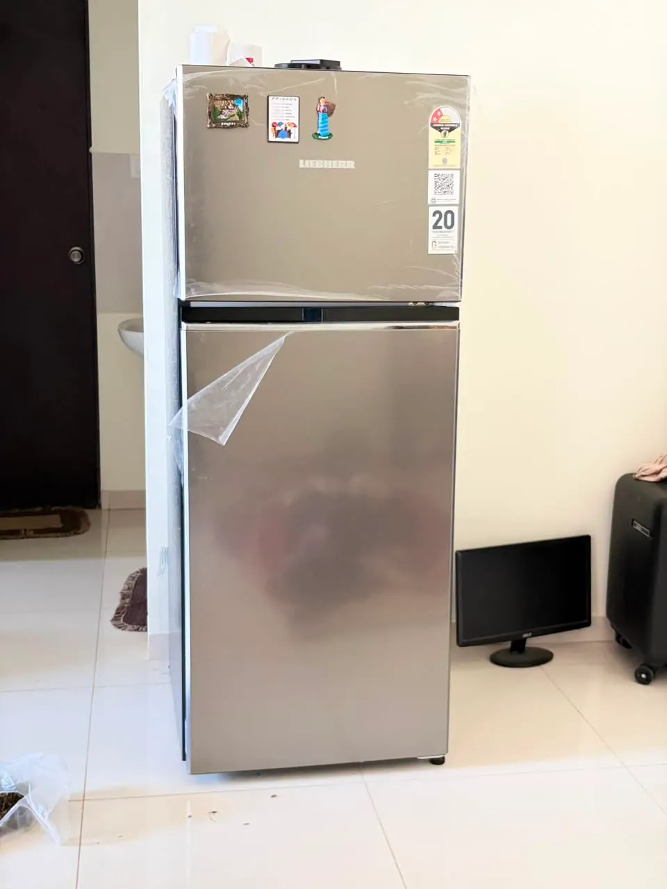 Liebherr 245L Refrigerator | Like New | 3 Months Old | Bill Available - Thumbnail 2