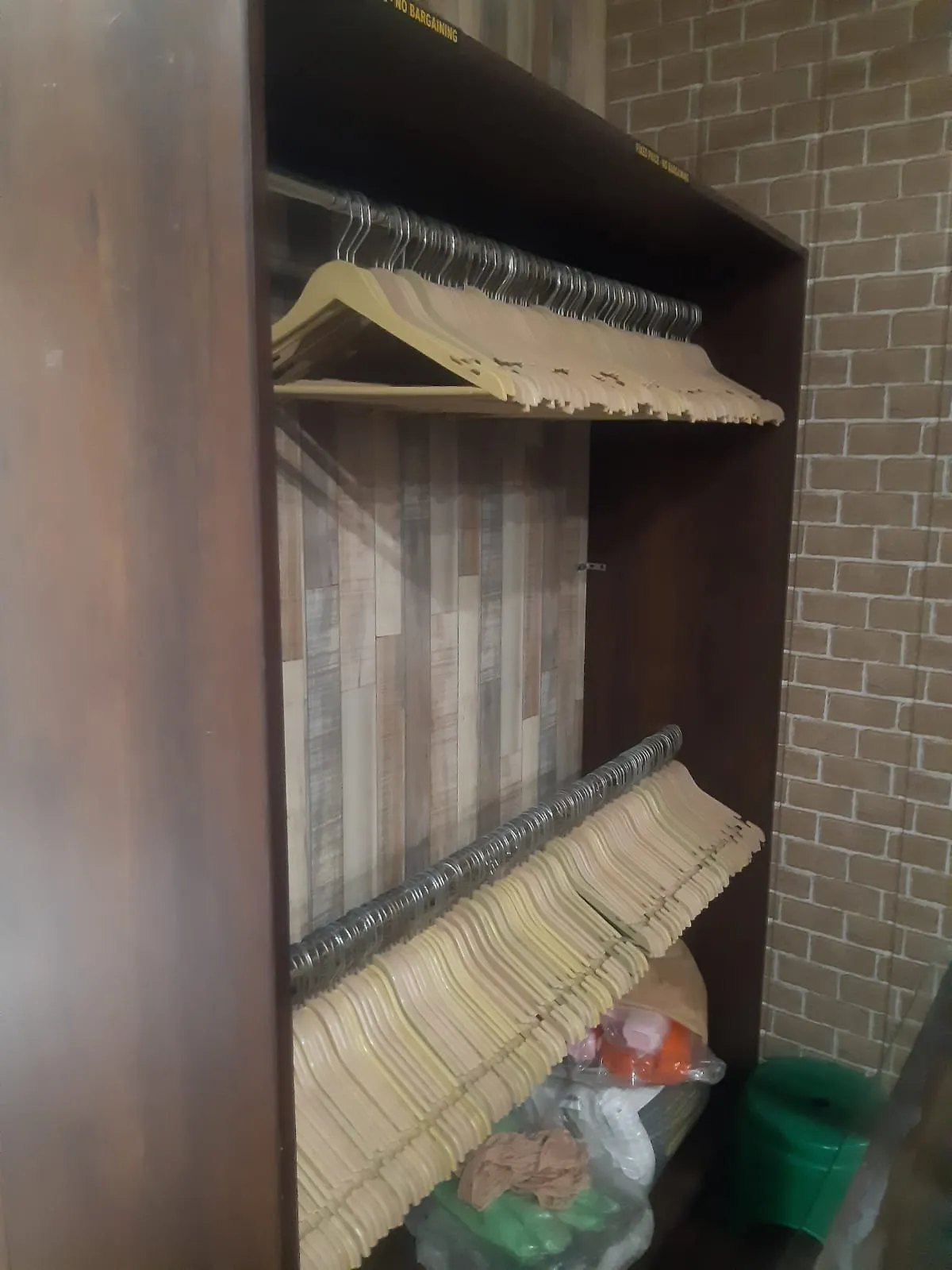 DISPLAY AND HANGING RACKS - Thumbnail 8