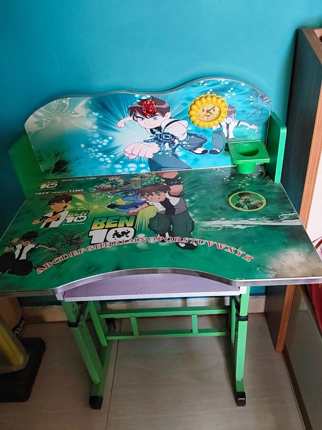 Kid table and chair for sale in Bengaluru, Karnataka