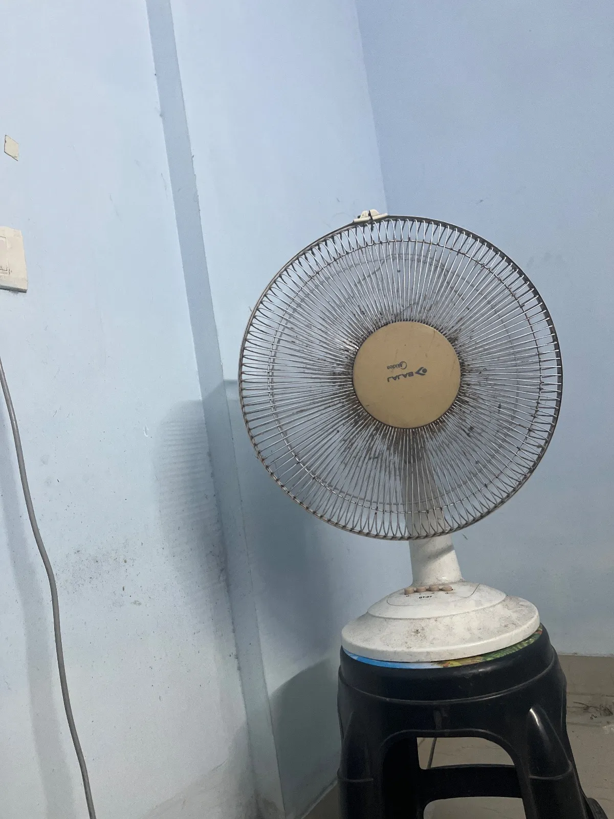 Bajaj table Fan for sale in Kolkata, West Bengal