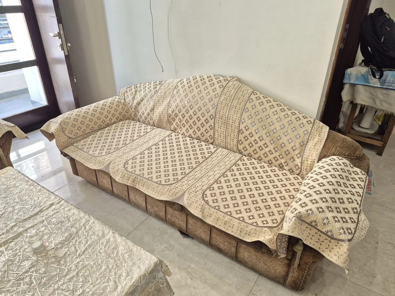 7-Seater Comfortable Brown Sofa Set for sale in Ambala City, Haryana