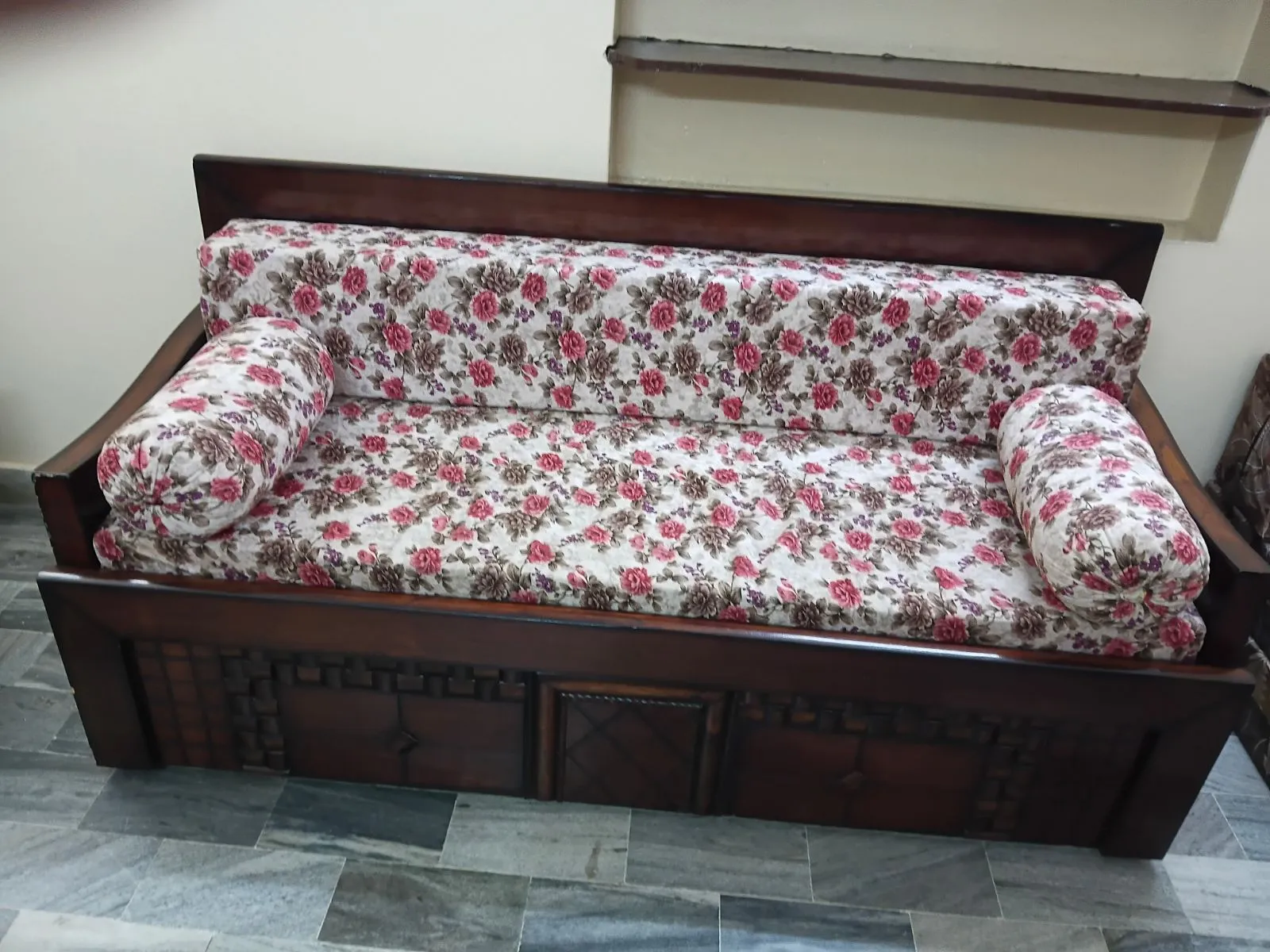 Sofa cum bed for sale in Mohali, Punjab