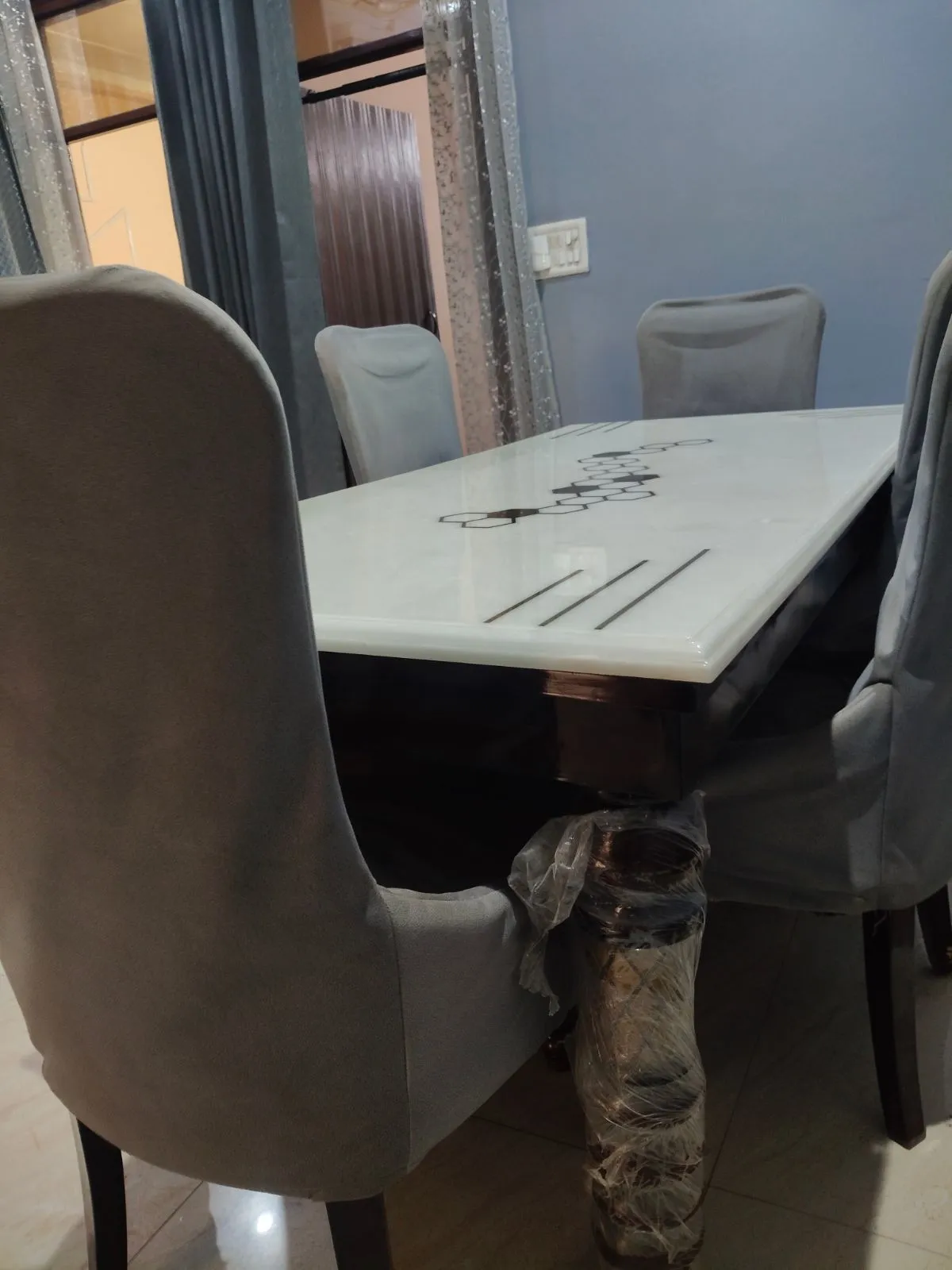 Italian dinning table - Thumbnail 3