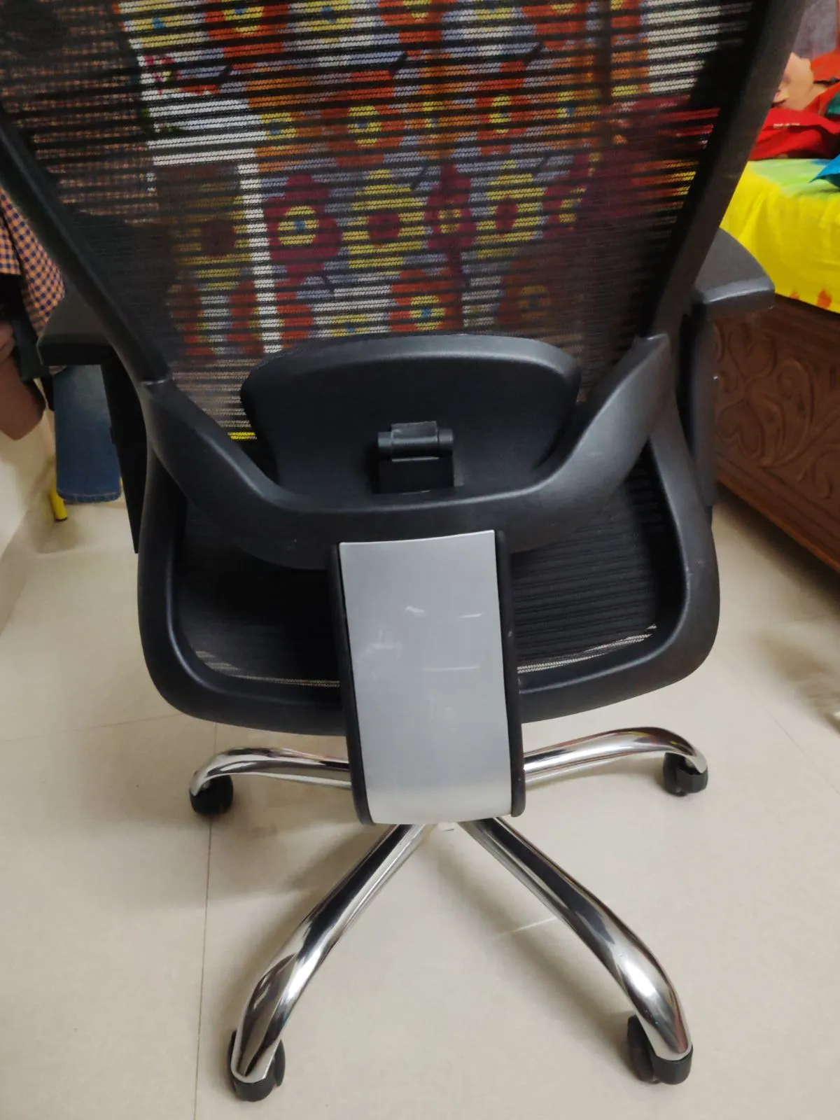 Ergonomic Mesh Office Chair - Thumbnail 3