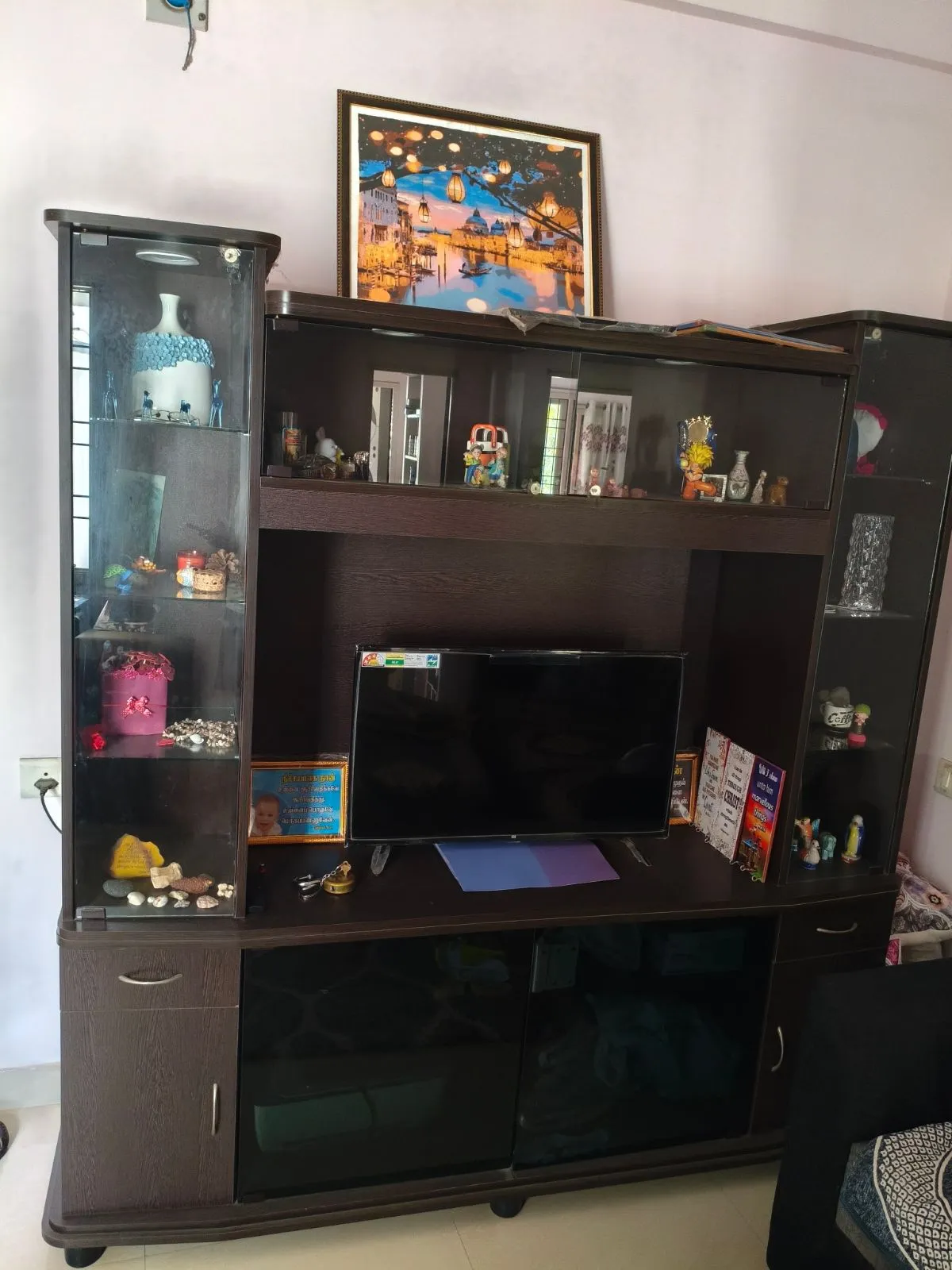 Dinning Table Wooden Showcase Exercise Cycle for sale in Gaya, Bihar