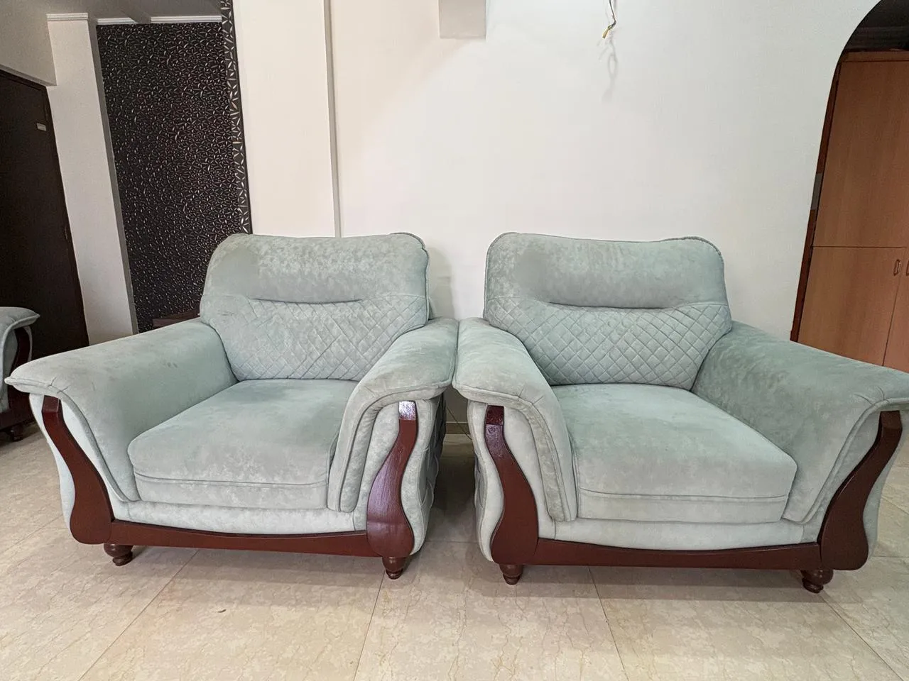 Sofa Set - Thumbnail 3