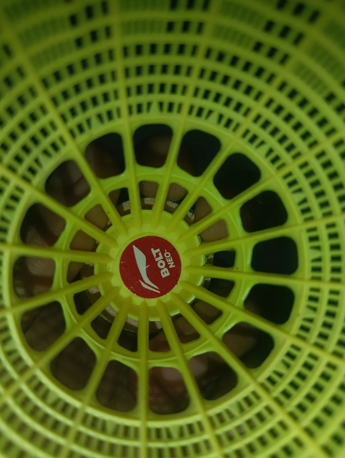 Lining bolt neo badminton shuttlecock new condition - Thumbnail 3
