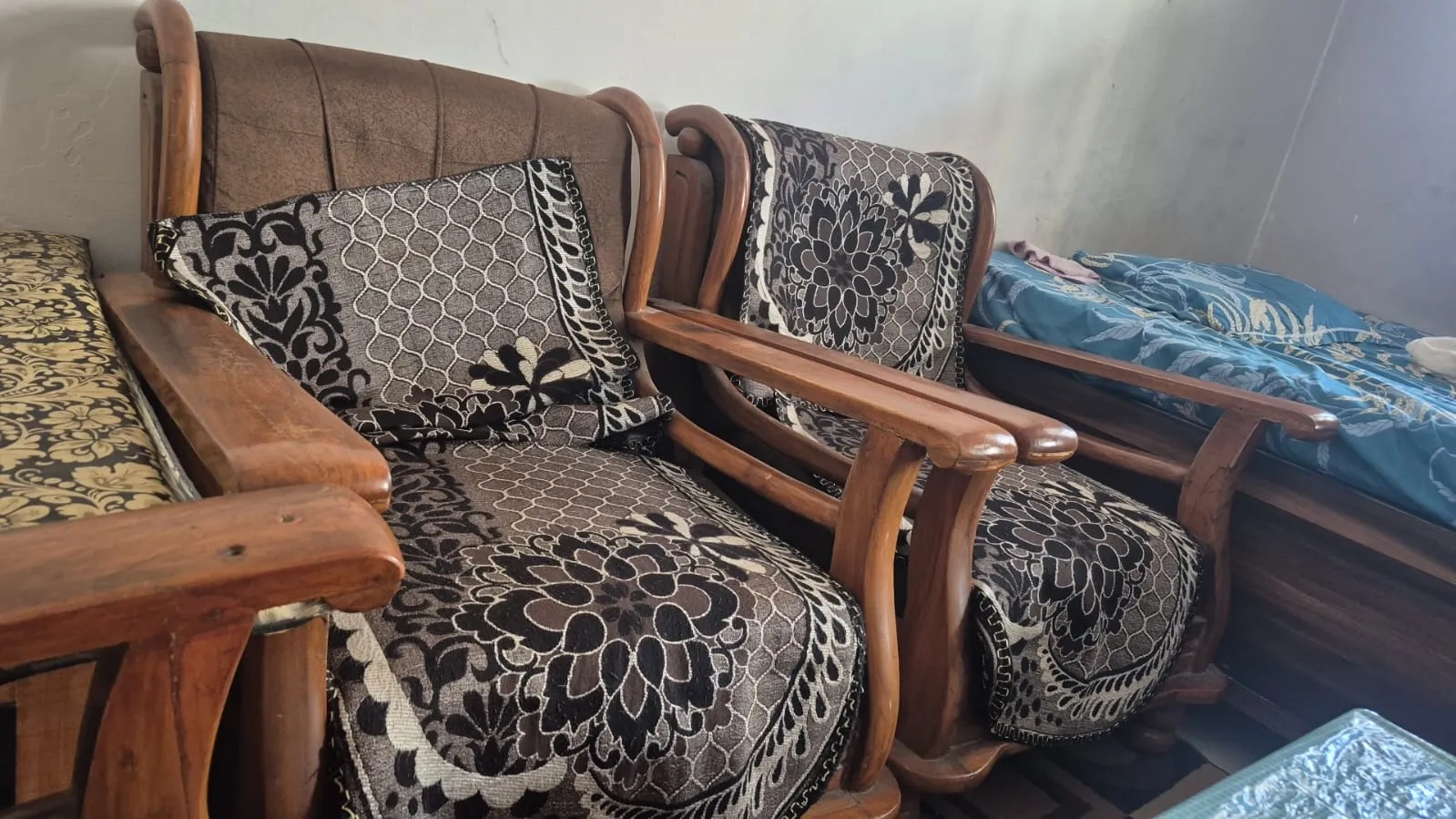 5 Seater Sofa (3+1+1) - Thumbnail 2