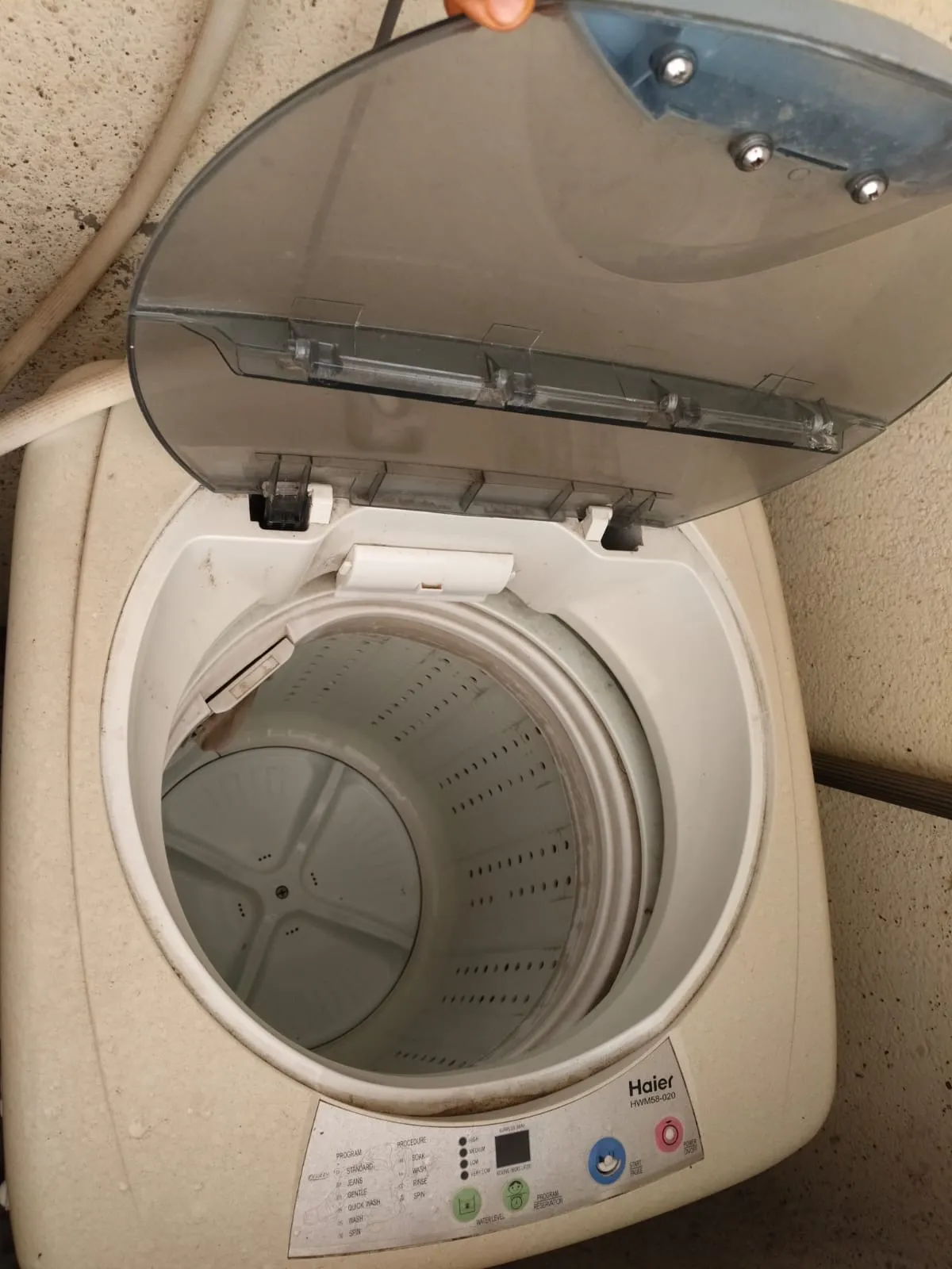Haier 5.5L fully automatic washing machine - Thumbnail 2