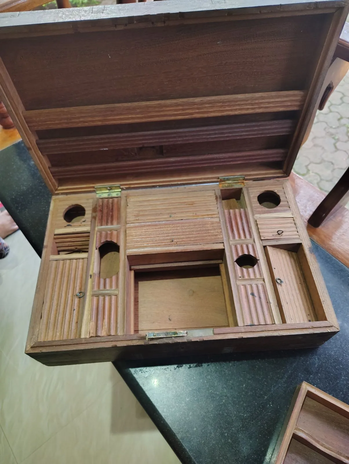 Cash box wooden - Thumbnail 2