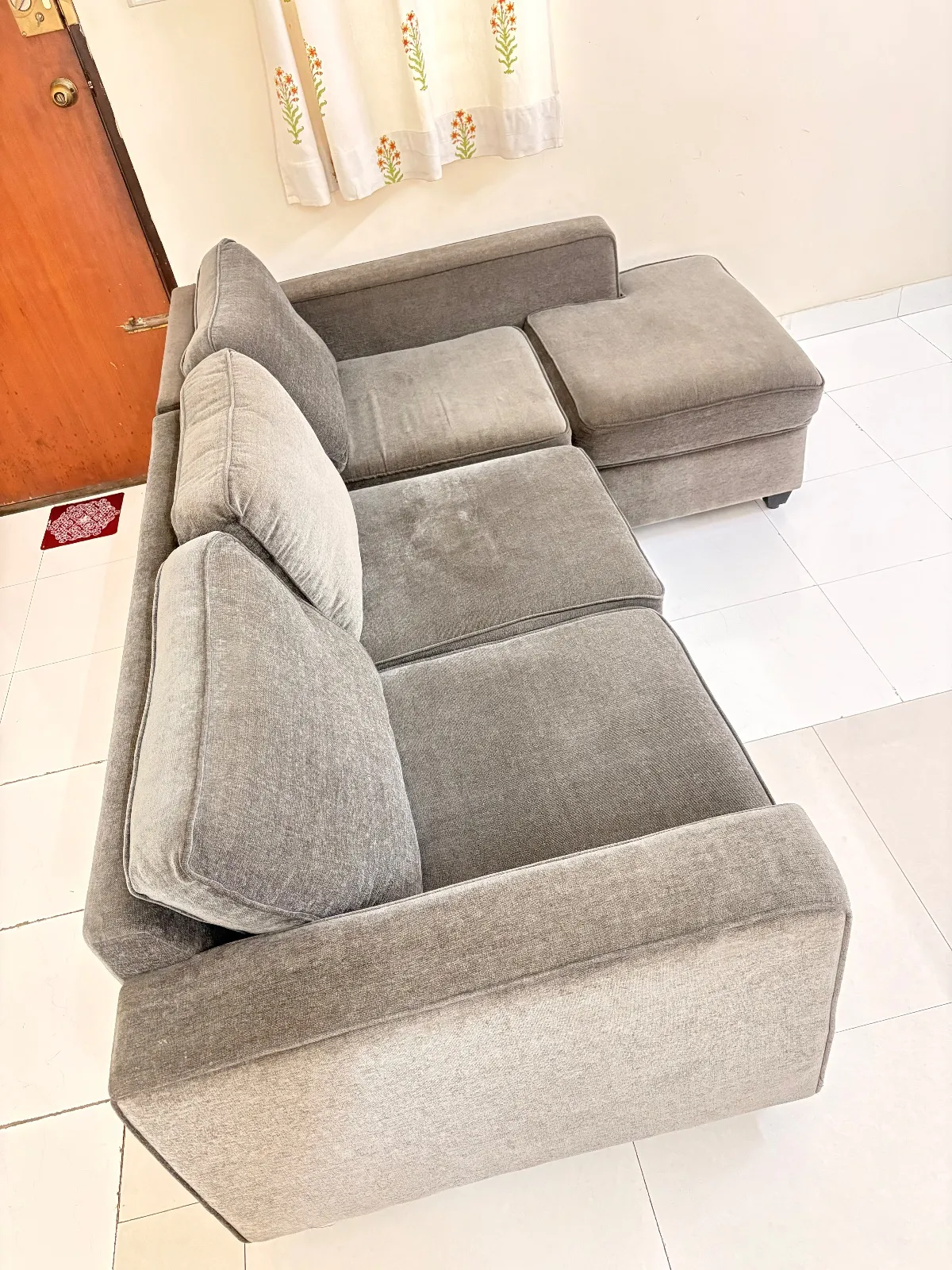 L shape sofa set , 3 years old - Thumbnail 2