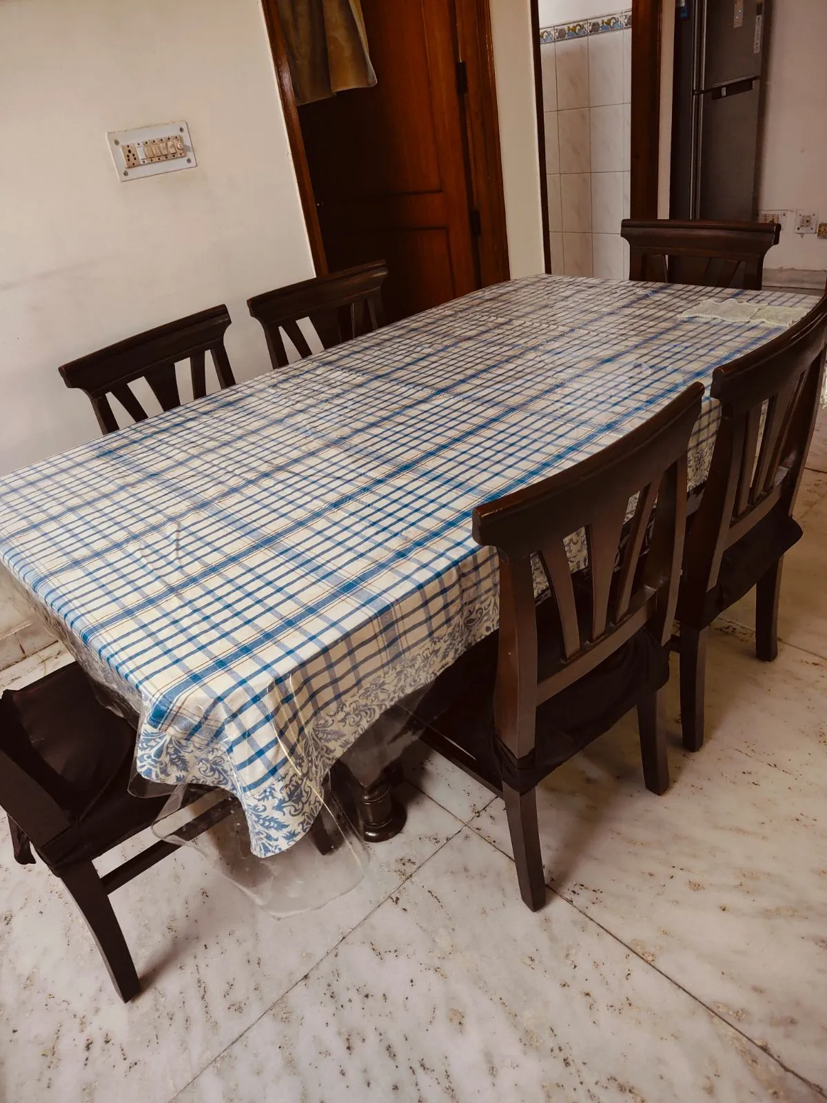 Dining table with chairs - Thumbnail 5