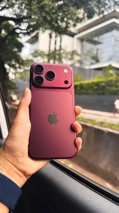 Iphone 18promax 5G AAA Copy Phone 😍 - Thumbnail 2