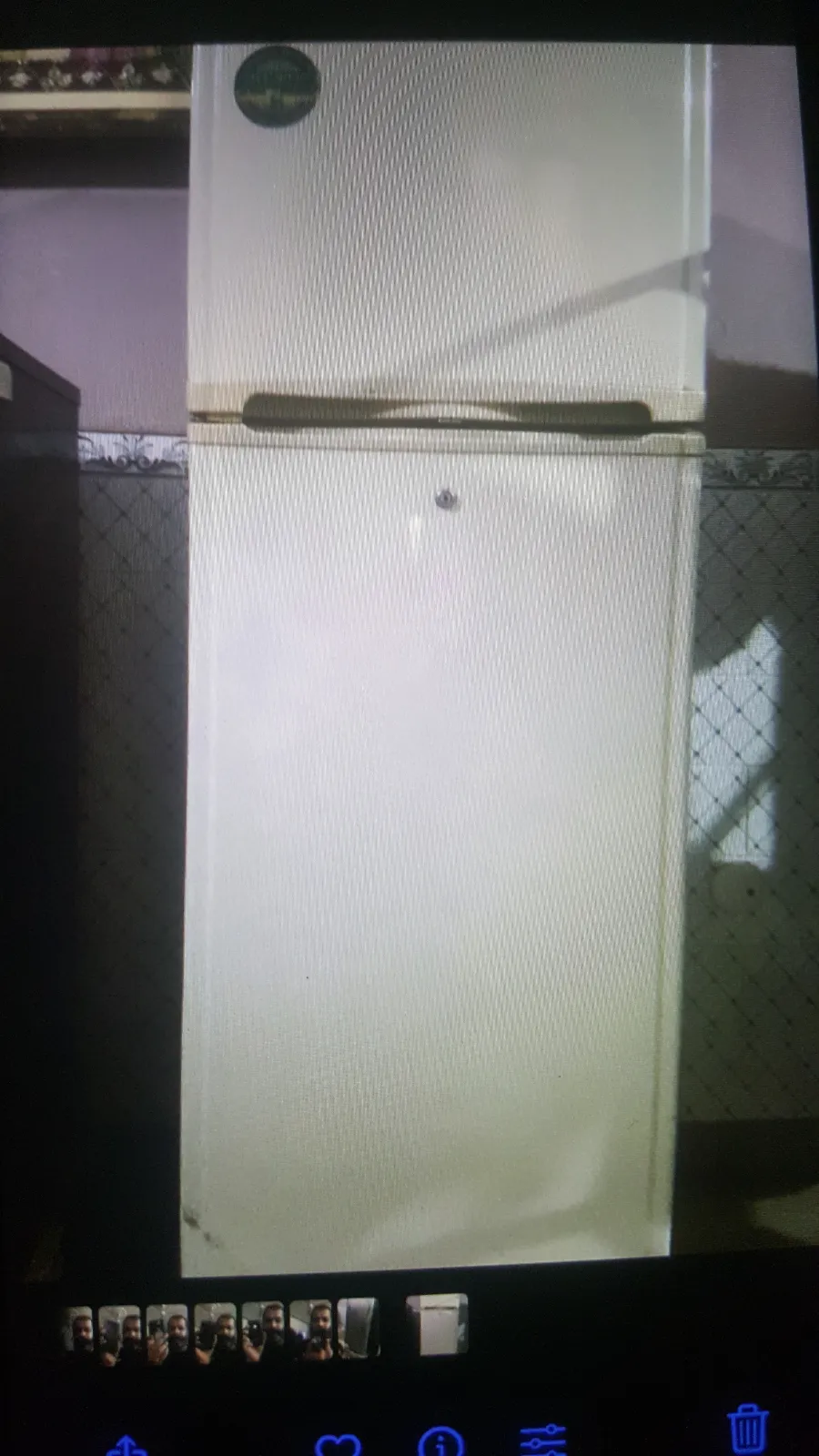 Lg double door refrigerator - Image 1