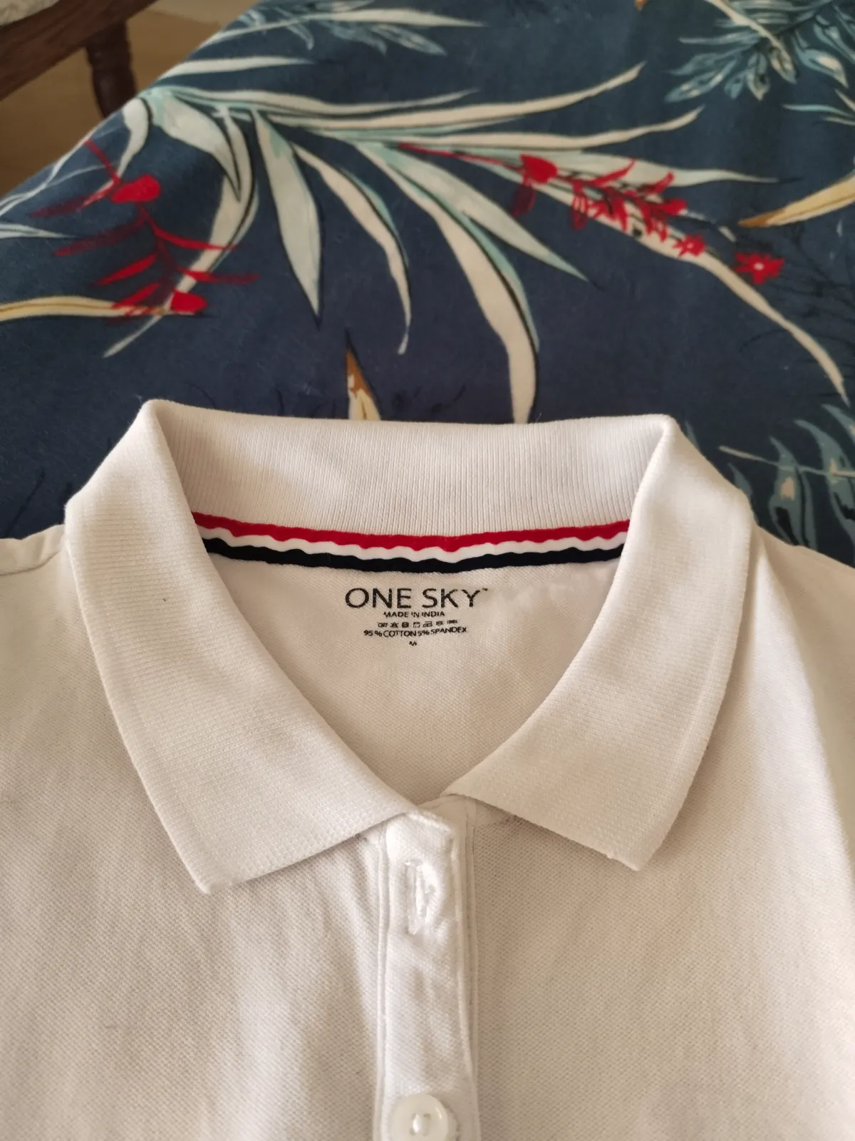 White polo t shirt - Thumbnail 4