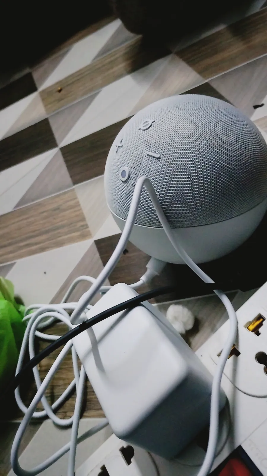 Alexa echo dot gen5 - Image 1