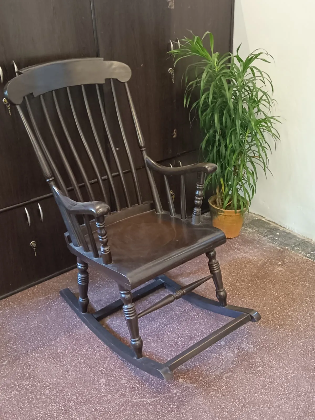 Wooden Rocking Chair for sale in Kolkata, West Bengal