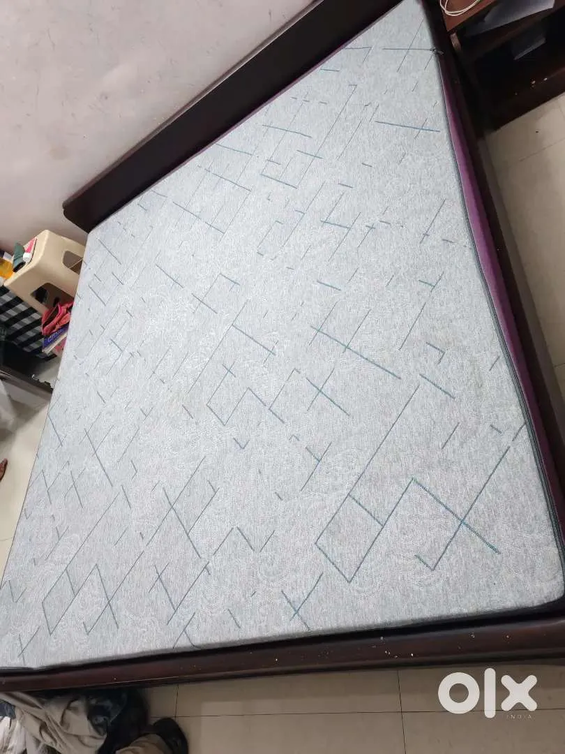 Wakefit 78x72x6inch Matress 3yrs old for Sale - Image 1