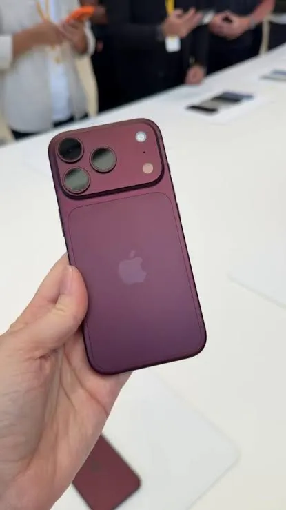 Iphone 18promax 5G AAA Copy Phone 😍 - Thumbnail 7