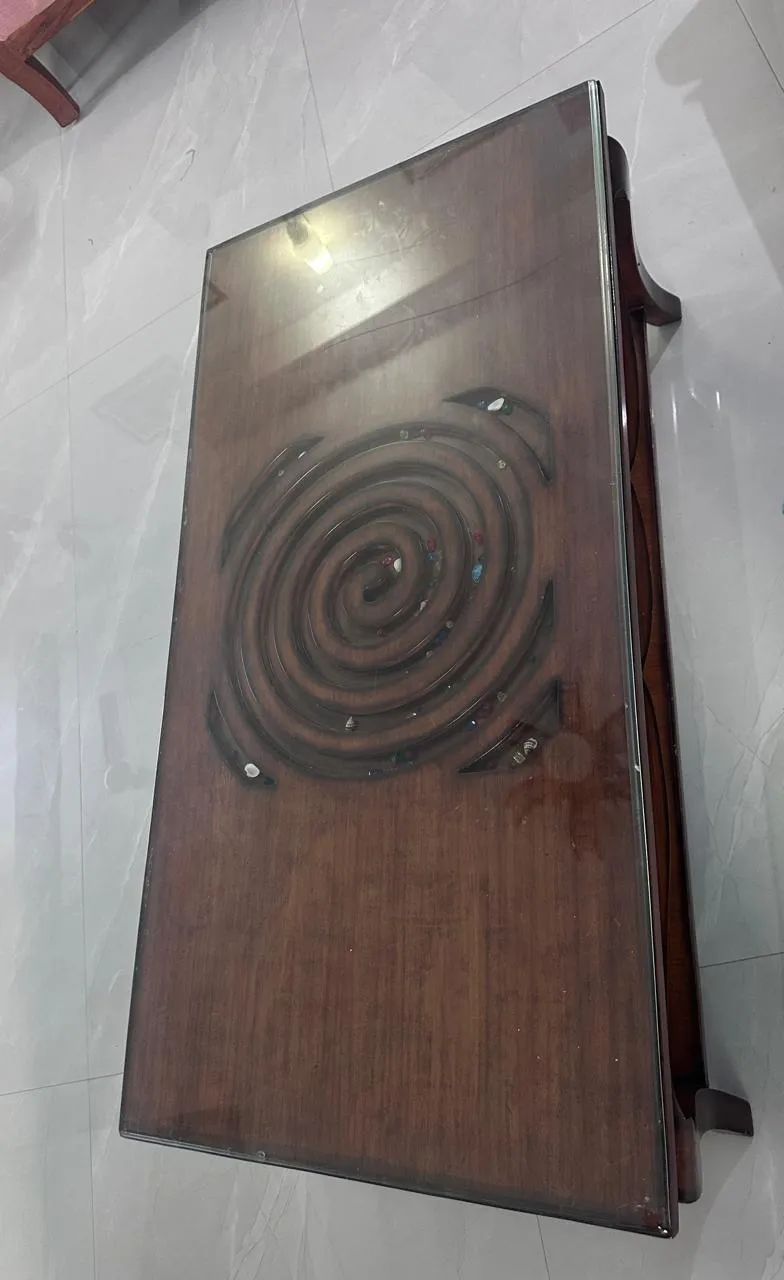 Wooden Center Table - 1 year old ( 2 nos.) for sale in Noida, Uttar Pradesh