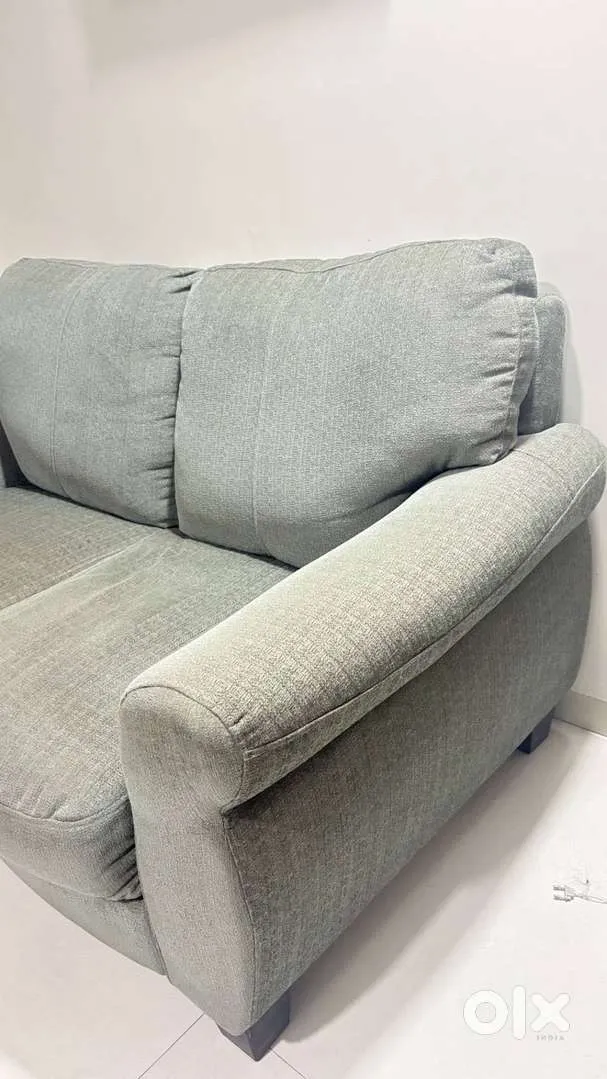 Well-Maintained 2-Seater Sofa | Good Condition | 4 Years Old for sale in Navi Mumbai, Maharashtra
