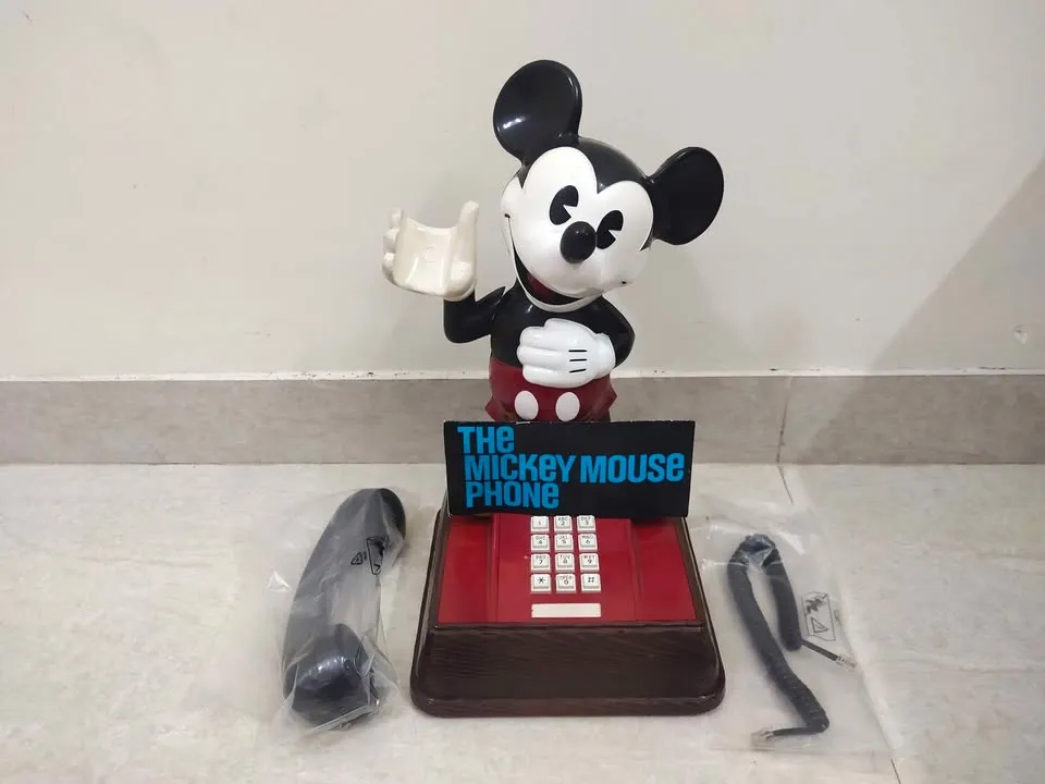 Vintage 1976 Disney Mickey Mouse Telephone ATC( American Telecommunications )Push Button Phone - Thumbnail 3