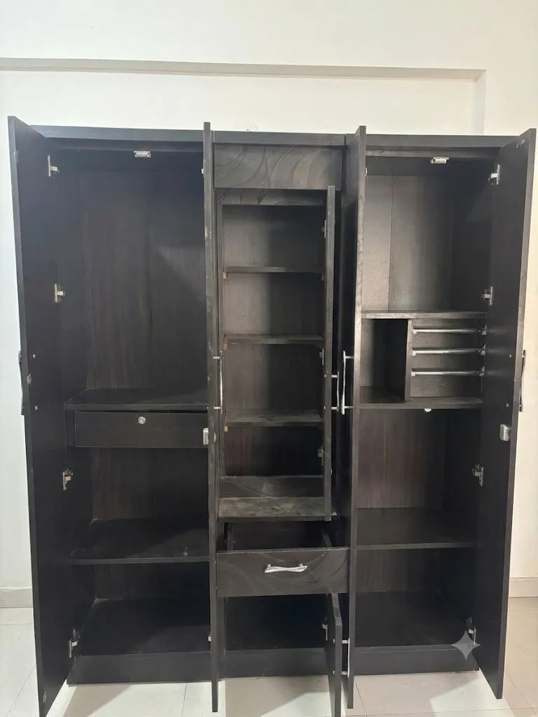 4-Door Wardrobe Cupboard with Mirror & Dressing Unit - Punawale Pune - Thumbnail 3