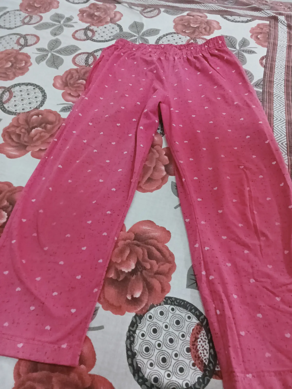 Girl's Pent - Image 1