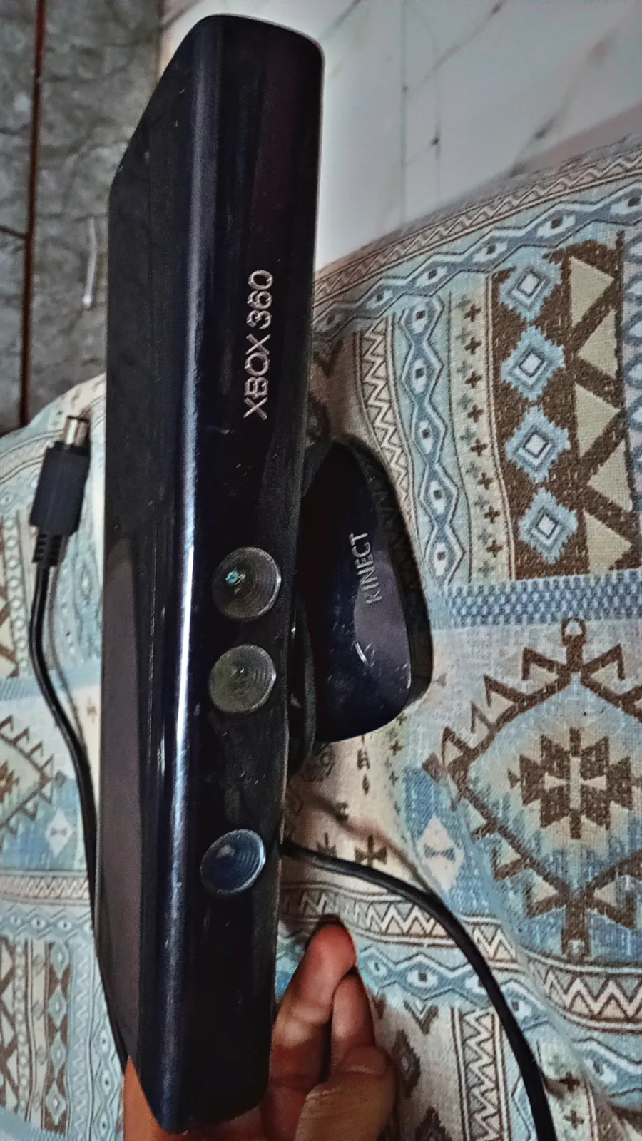 Xbox 360 e with kinict sensor 250gb - Thumbnail 7