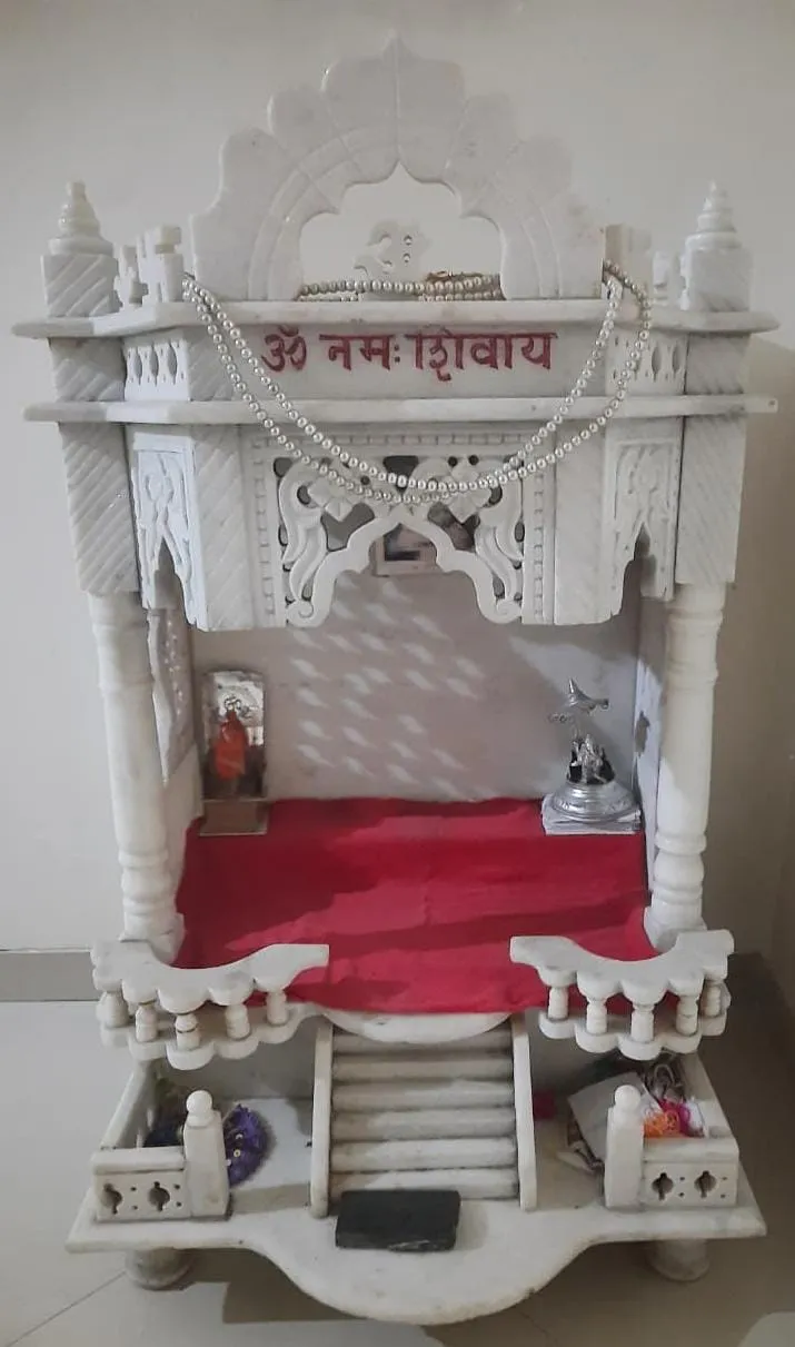 White Marble temple - Thumbnail 2