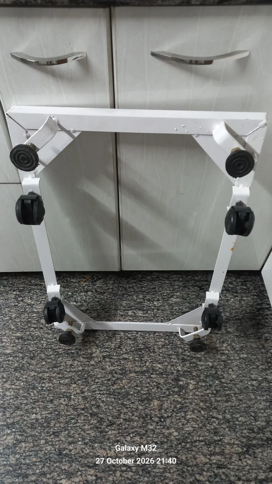 Samsung 6.5 KG front load washing machine stand - Thumbnail 2