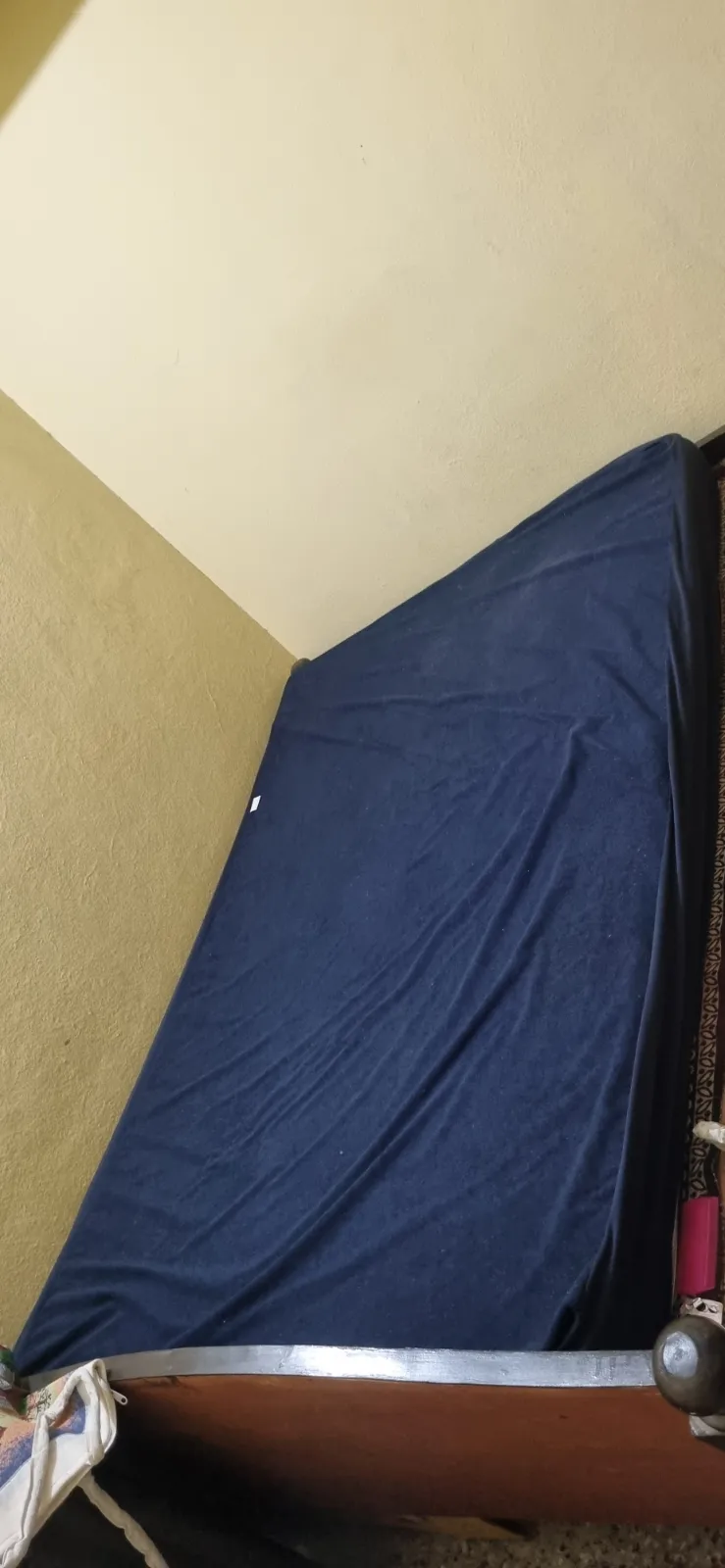 Double bed mattress - Thumbnail 2