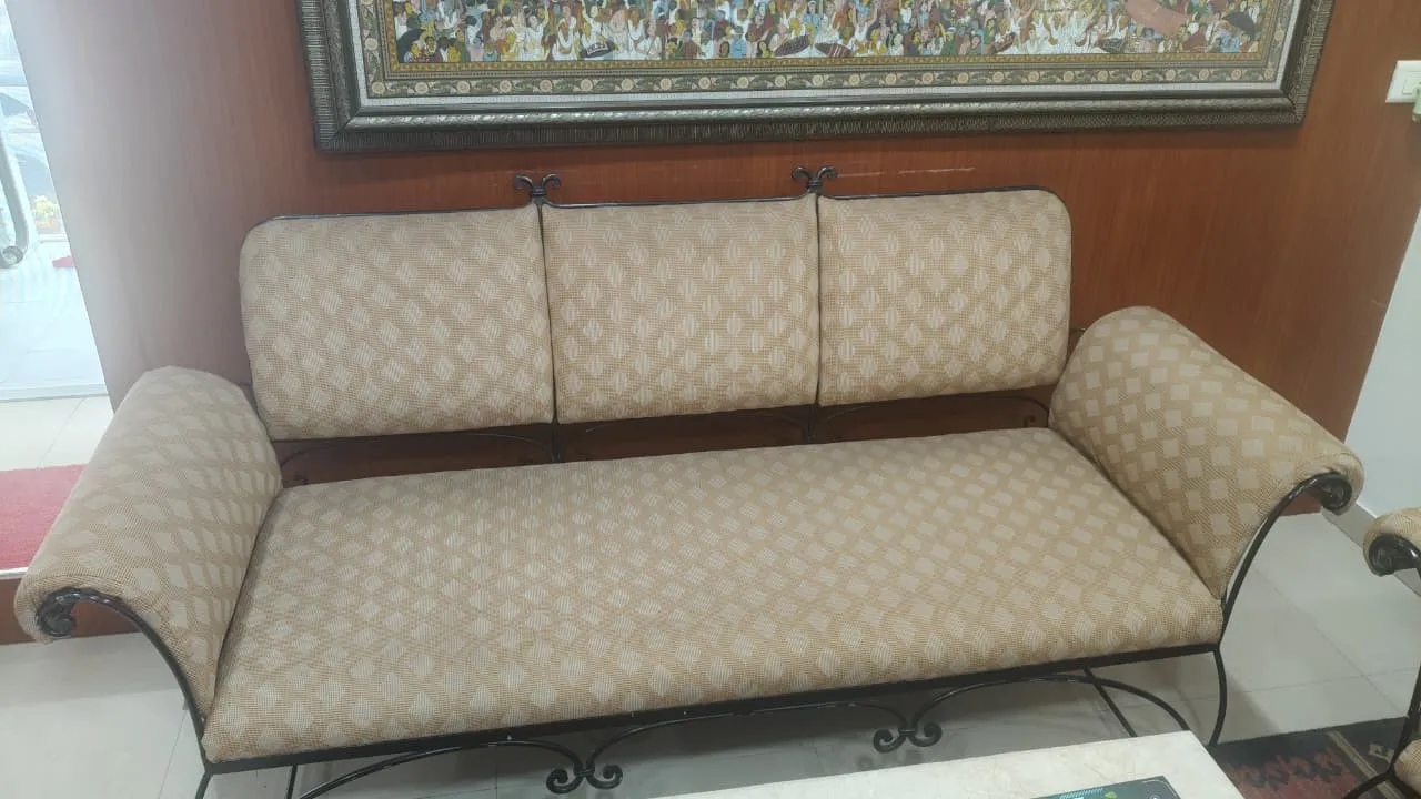 3+2 Seater Sofa Set Available! for sale in Bhubaneswar, Odisha