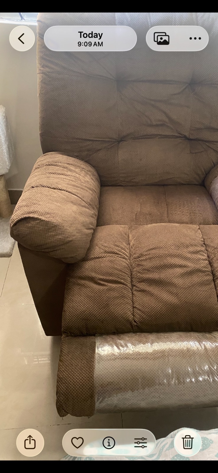 Recliner sofa single for sale in Hyderabad, Telangana