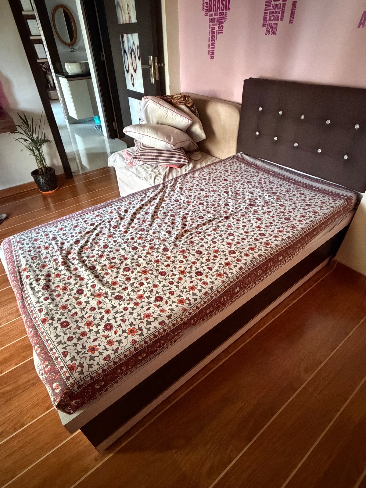 Single bed with storage - Thumbnail 3