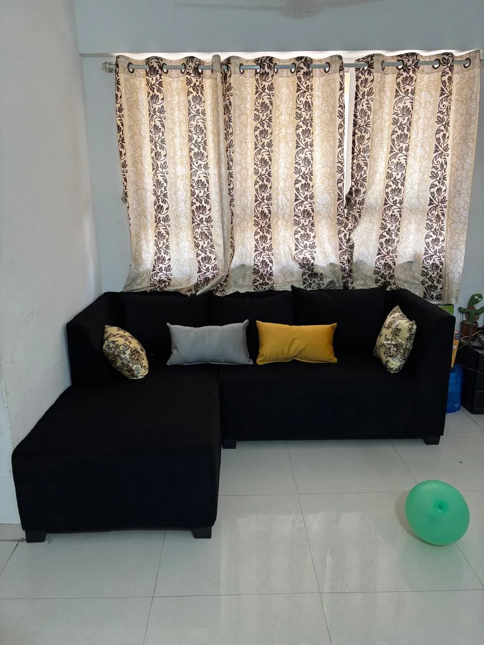 Black L-Shaped Sofa with Lounger + 4 Cushions - Punawale Pune - Thumbnail 2
