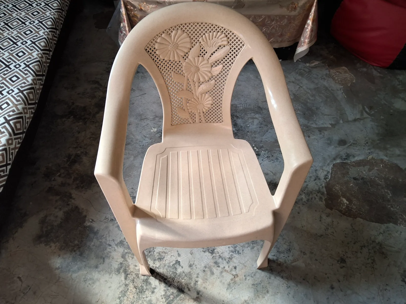 Plastic Chair neelkamal - Image 1