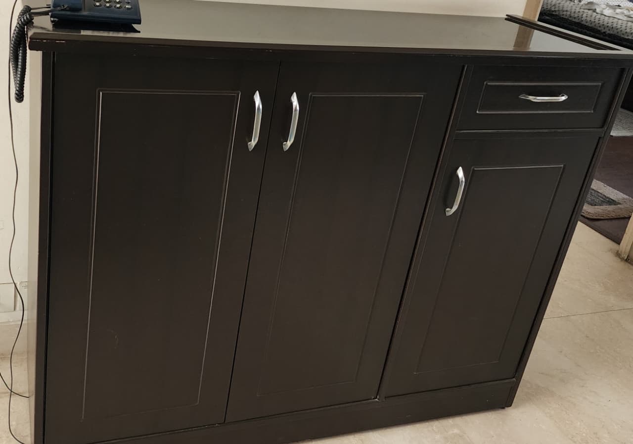 Storage cabinet / shoe rack - Thumbnail 2