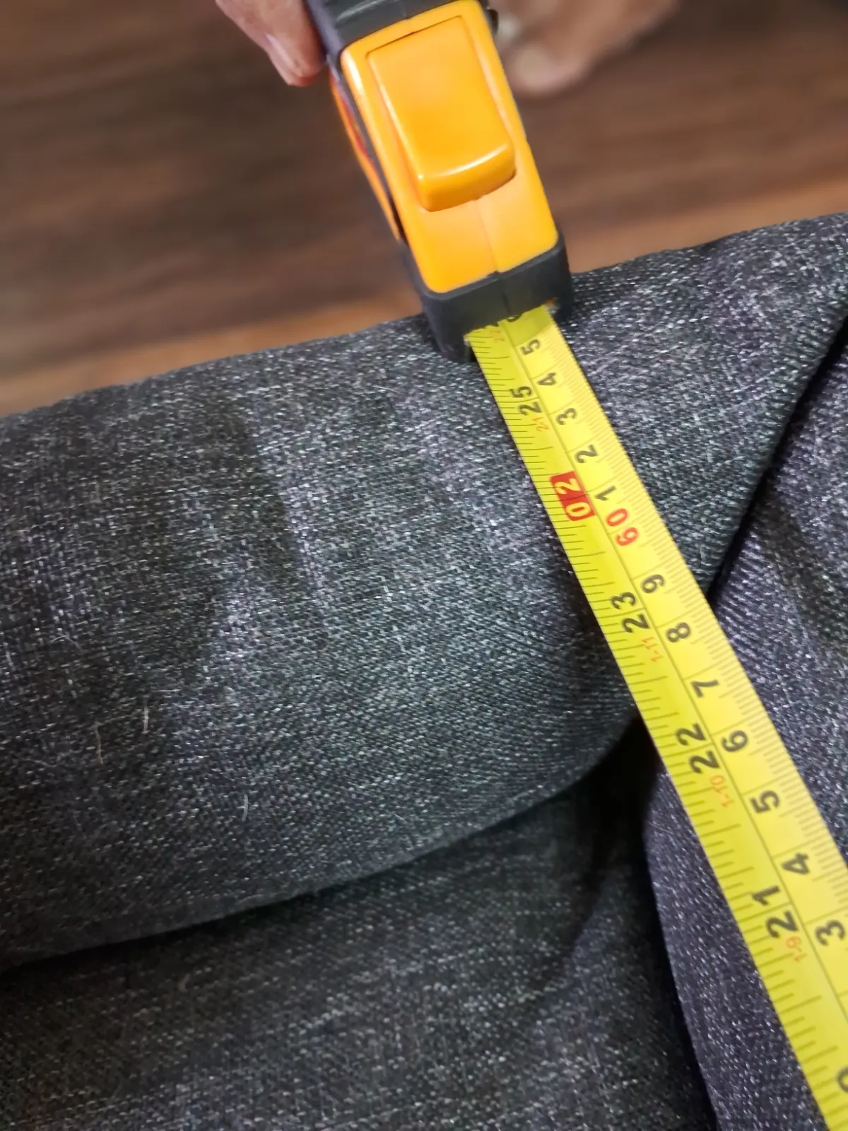 Premium Dog Bed – Like New, Barely Used - Thumbnail 7