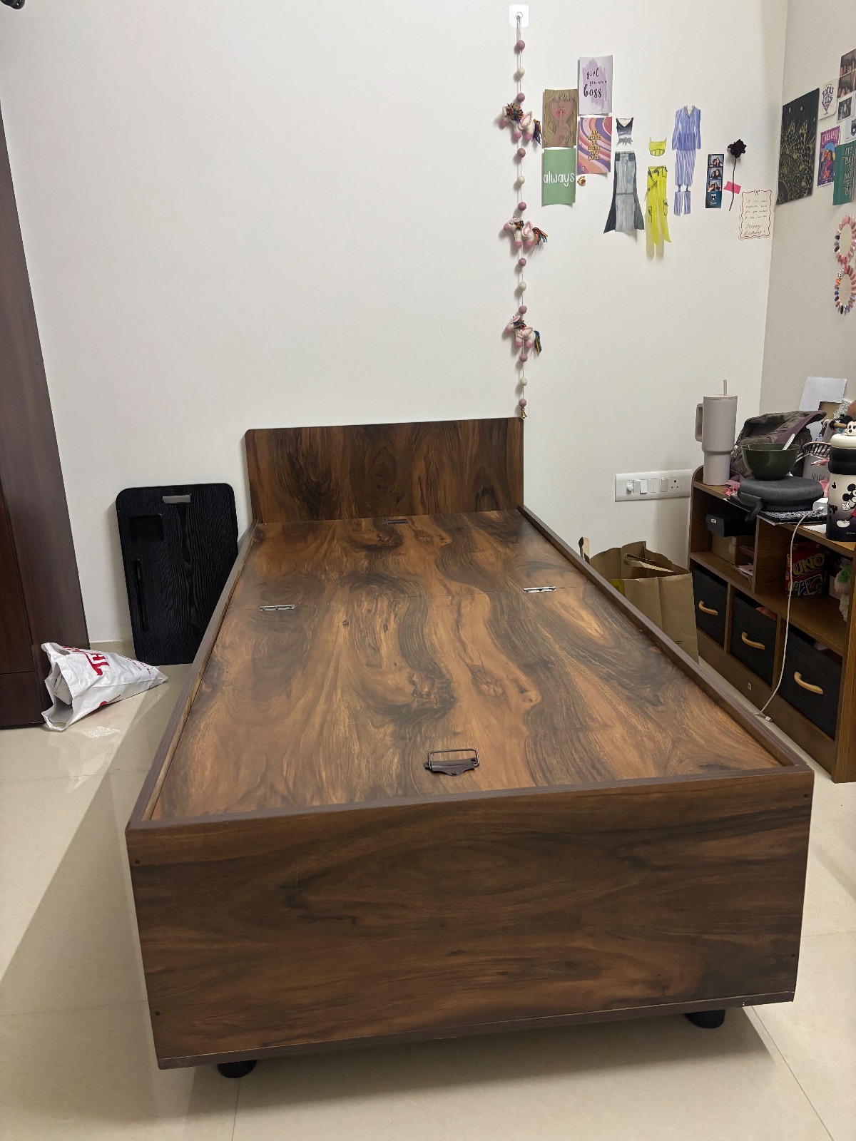 A single bed and a three door cupboard - Thumbnail 3