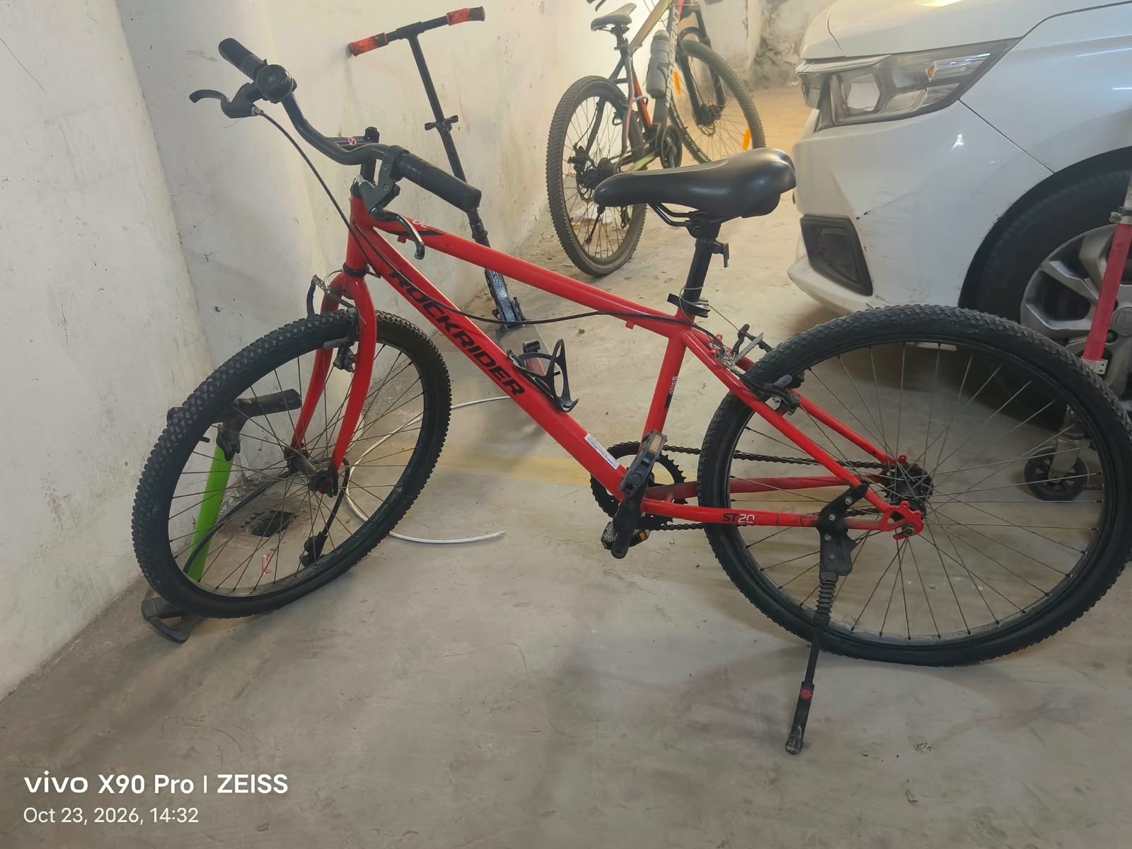 Red Rockrider ST 20 Mountain Bike - Image 1
